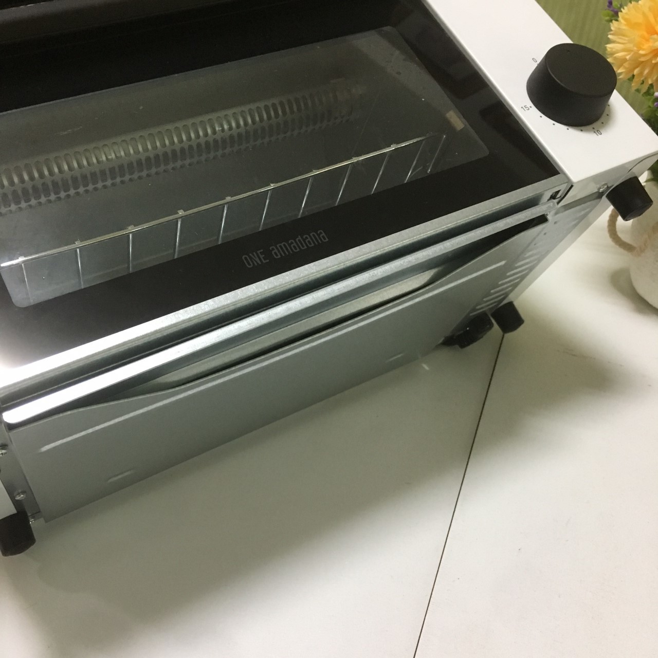 小資簡約風 家裡擺這台演繹優雅 ONE amadana 經典復古烤箱 STRT-0102 (已停售