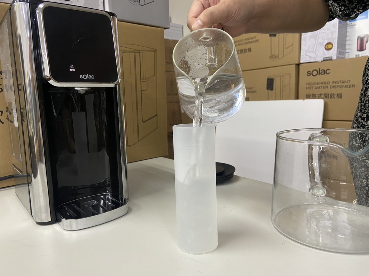 sOlac 瞬熱式淨水器 SMA-T20S 免安裝的小濾水器(已停售)