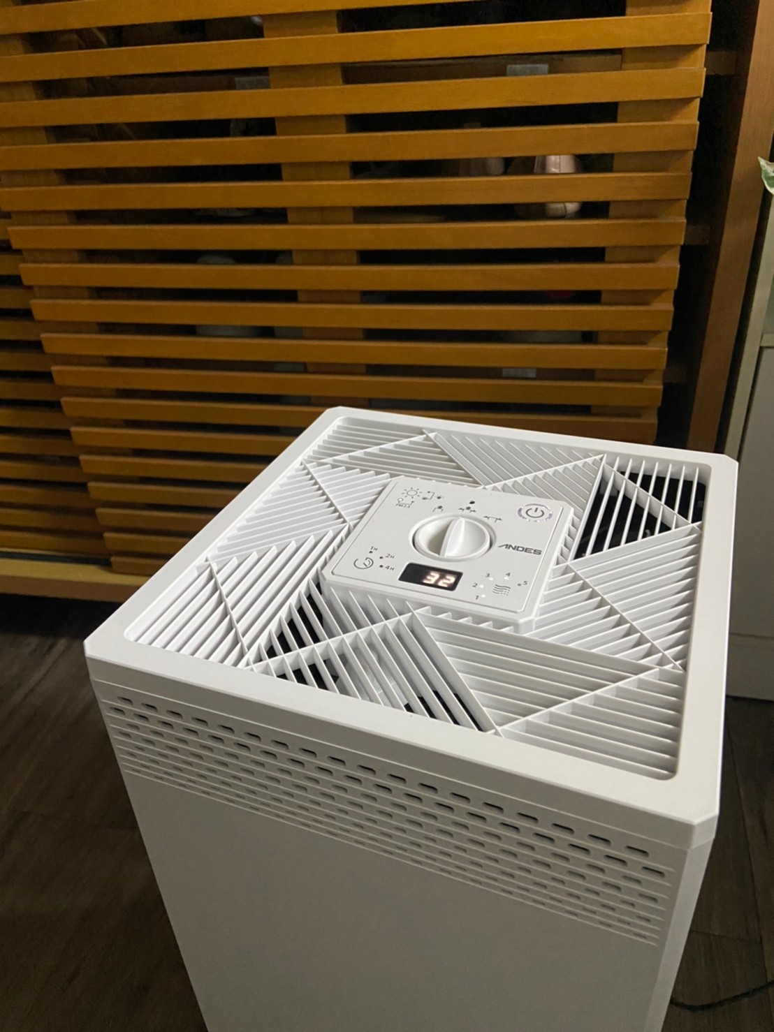 【ANDES】Bio Micron 固態網狀光觸媒 空氣清淨機 空氣淨化機 BM-S611AT