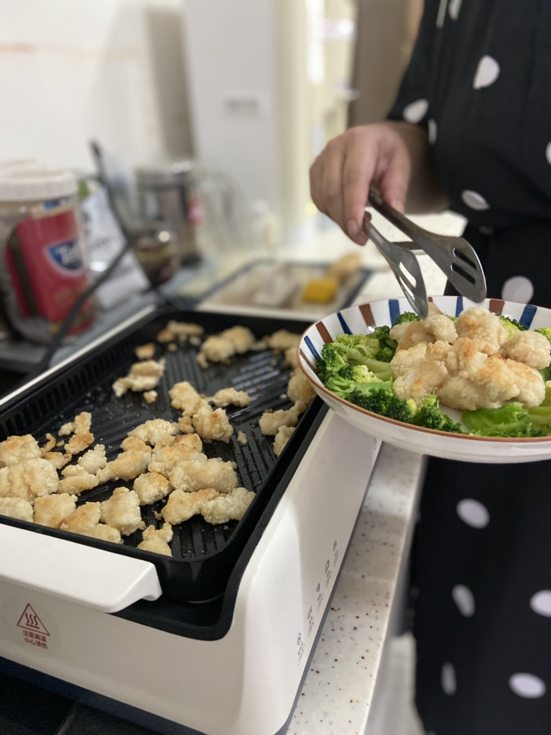 【sOlac】 西班牙品牌 無煙烤盤 SSG-019W 夏天到了 烤肉配啤酒去(已停售)