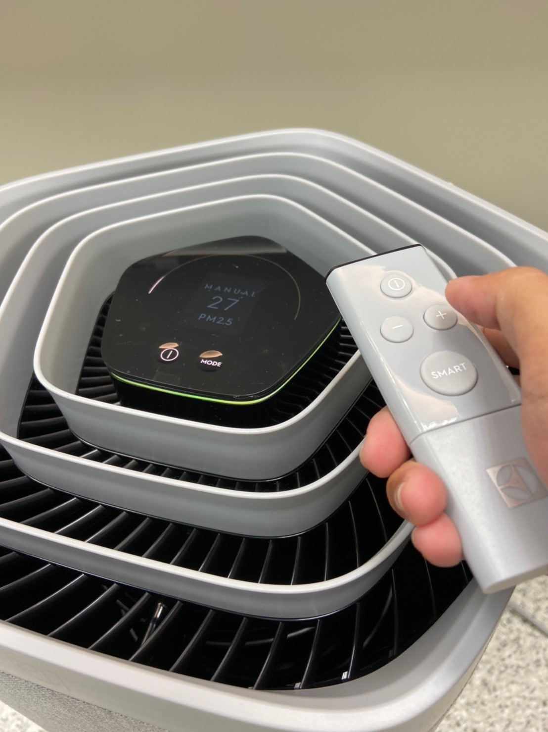 Electrolux 伊萊克斯 Pure A9 空氣清淨機 瑞典高效能抗菌 (已停售)