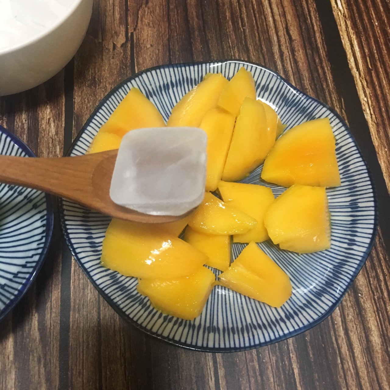 營養隨時帶著走Panasonic MX-XPT102 輕巧隨行果汁機 趴兔 (已停售)