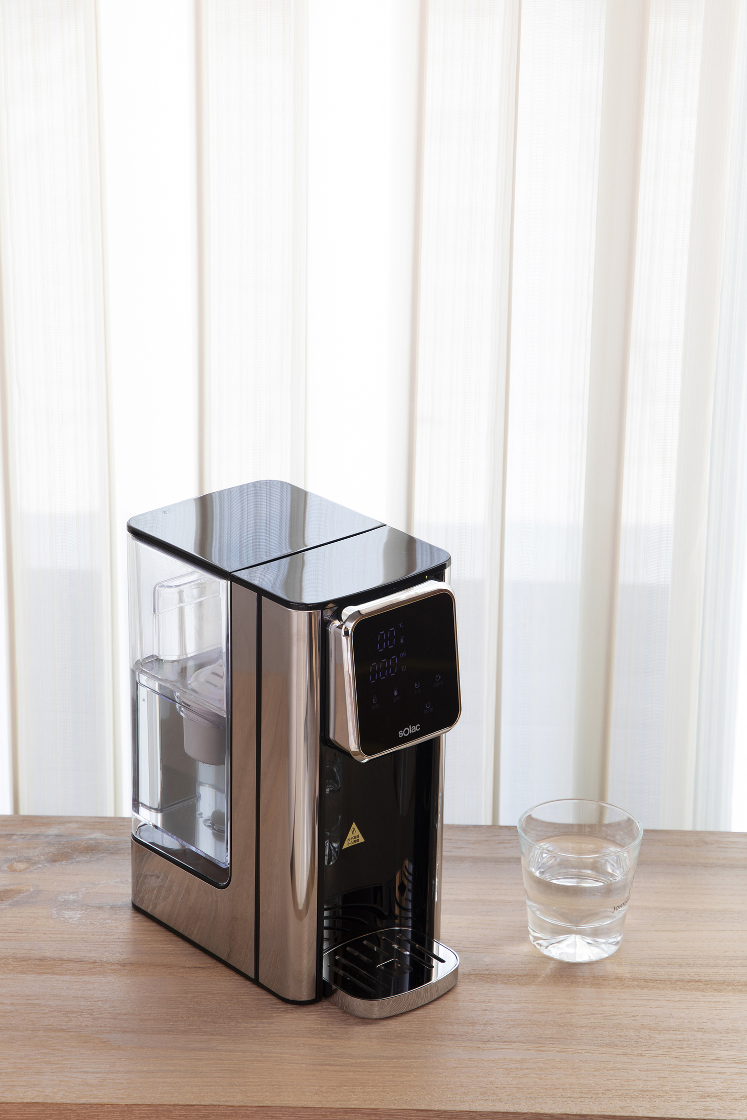 sOlac 瞬熱式淨水器 SMA-T20S 免安裝的小濾水器(已停售)