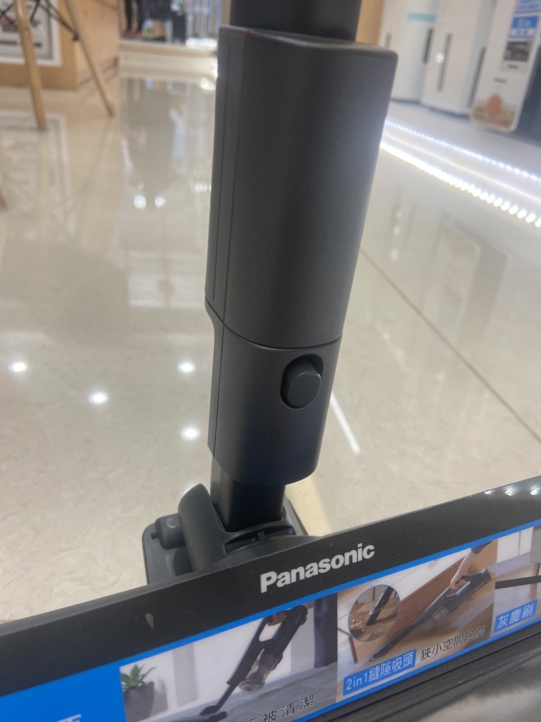 Panasonic 無線吸塵器 MC-SB85K 向卡毛說掰掰