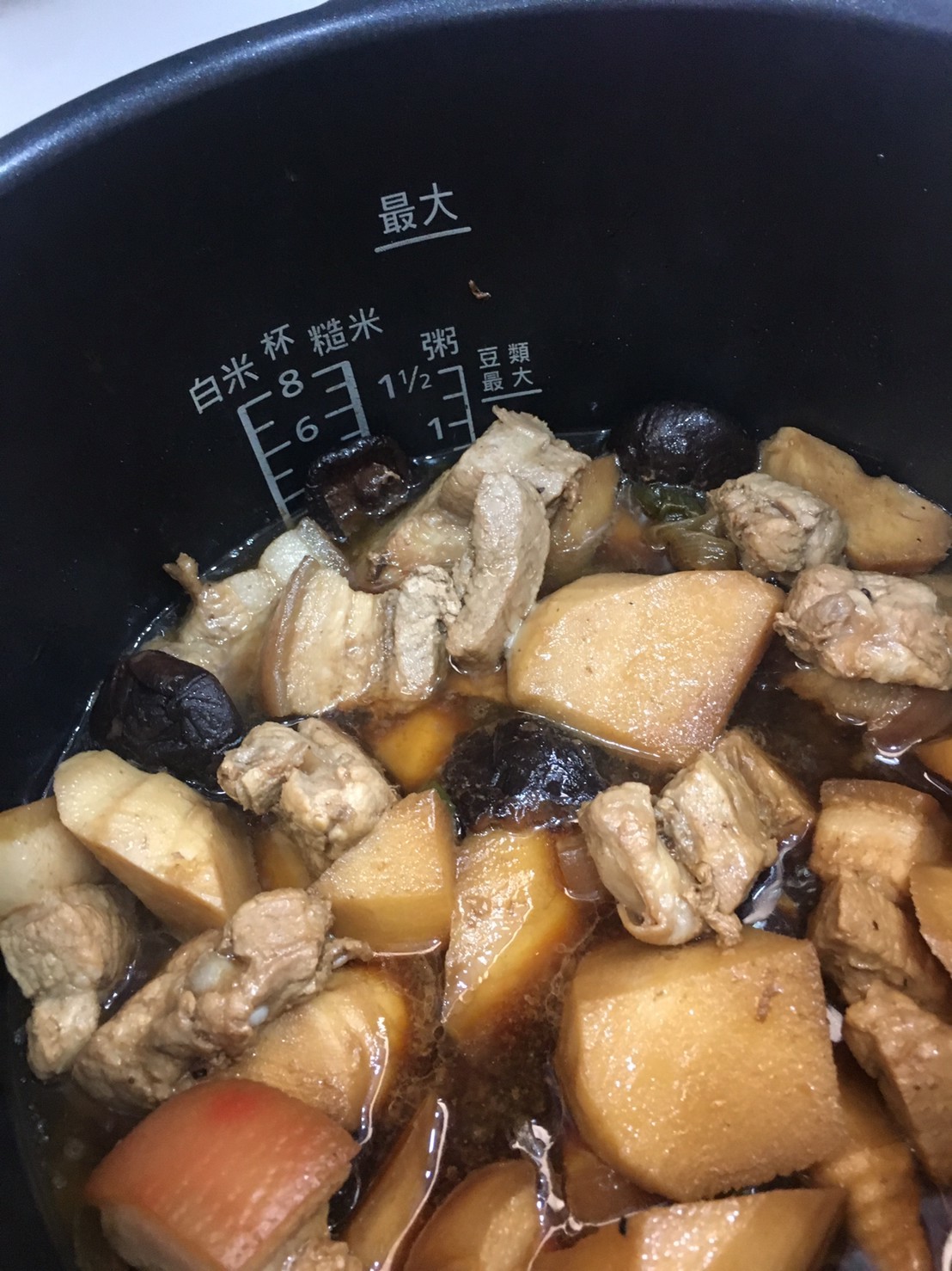 線上食譜 電器壓力鍋 SR-PG501 -今天我們吃【筍燉東坡肉】 (已停售)