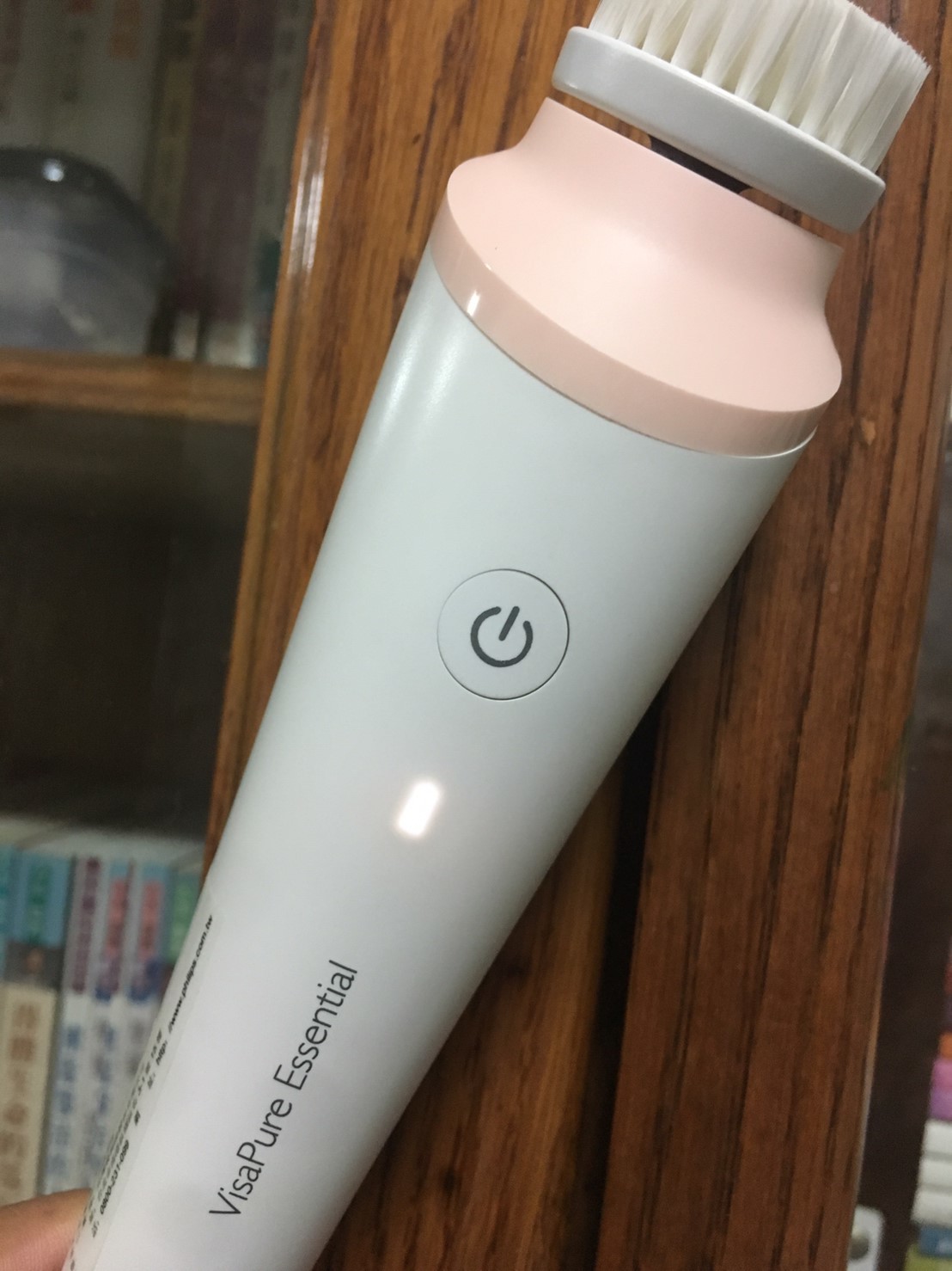 體驗懶惰的洗臉【PHILIPS 飛利浦亮顏淨透潔膚儀】 (已停售)