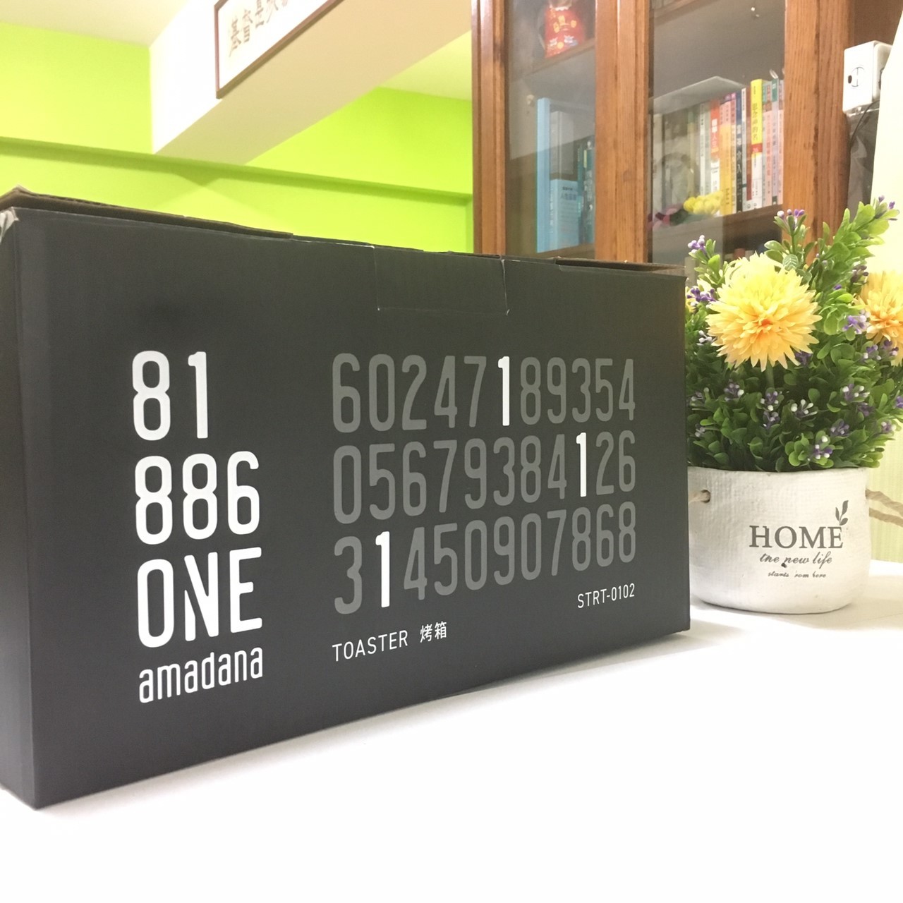 小資簡約風 家裡擺這台演繹優雅 ONE amadana 經典復古烤箱 STRT-0102 (已停售