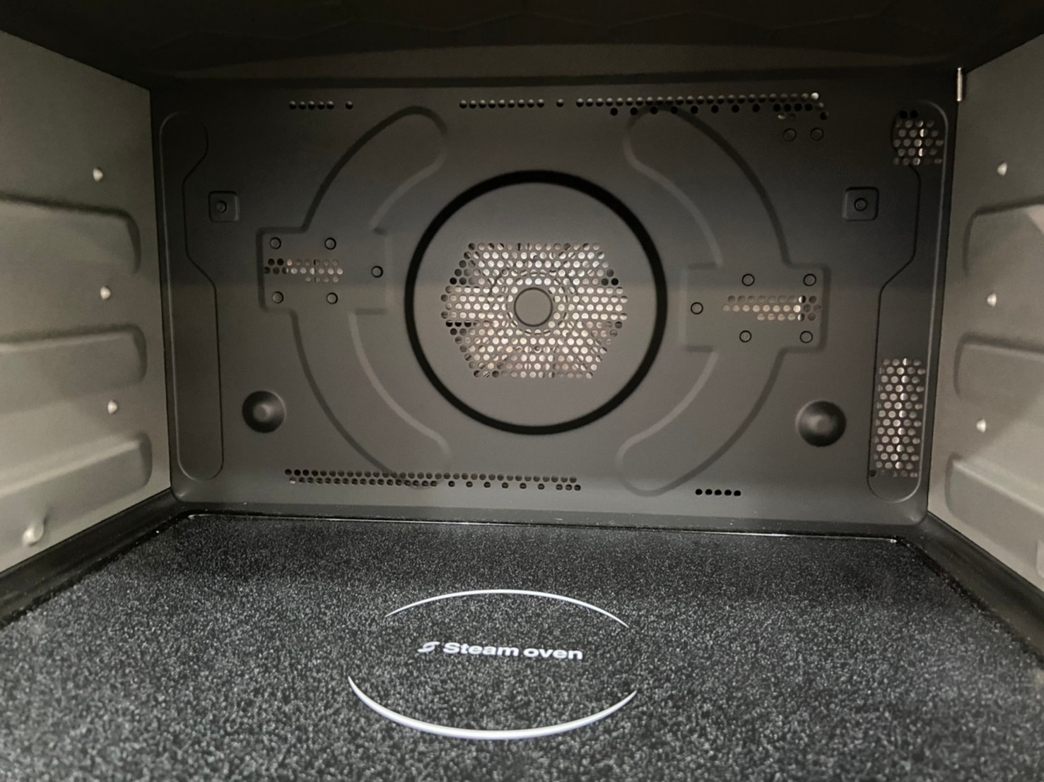 Panasonic【蒸烘烤微波爐】 NN-BS807 一台會自動感知食物溫度的料理管家