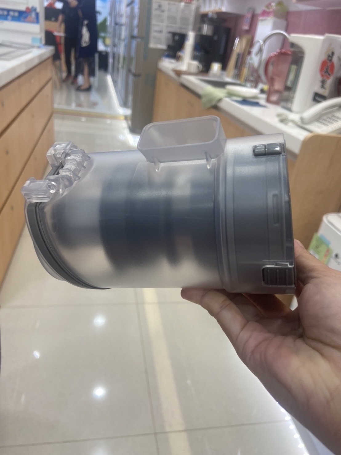 Panasonic 無線吸塵器 MC-SB85K 向卡毛說掰掰