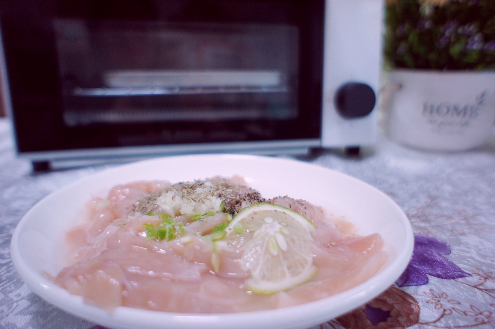 小資簡約風 家裡擺這台演繹優雅 ONE amadana 經典復古烤箱 STRT-0102 (已停售