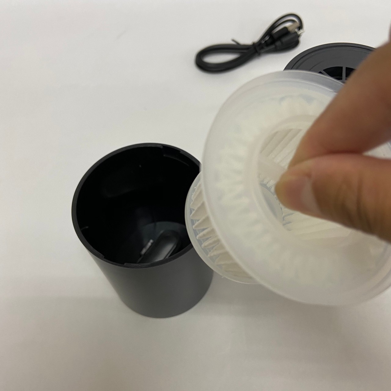 灰塵掰掰 ONPRO◤迷你無限吸塵器◢UV-V1