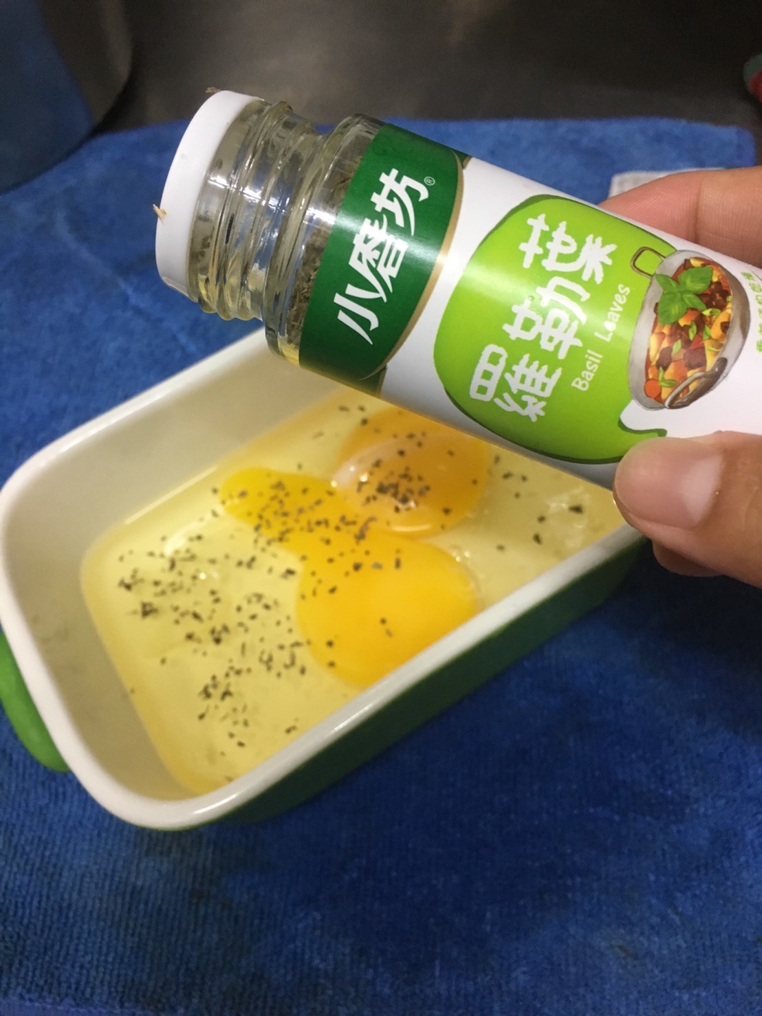 小資簡約風 家裡擺這台演繹優雅 ONE amadana 經典復古烤箱 STRT-0102 (已停售